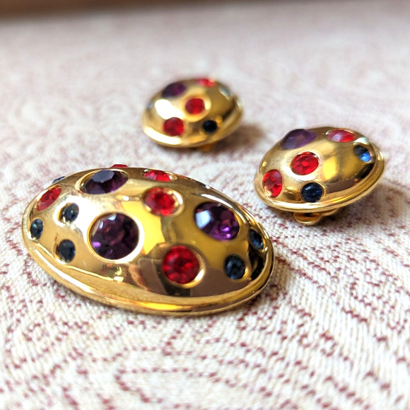 90s Gold Tone Faux Gripoix Brooch Clip-On Earring Set w Jewel Tone Rhinestones - Picture 6 of 7